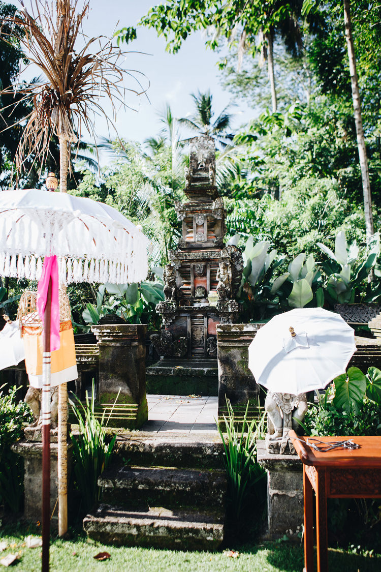 Outdoor Destination Luxury Adventure Ubud Ceremony Statue | Whimsical Exotic Tropical Jungle Wedding Bali http://www.cecilephotographybali.com/