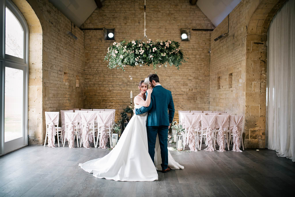 Lapstone Barn Wedding Ideas Cotswolds Katie Hamilton Photography