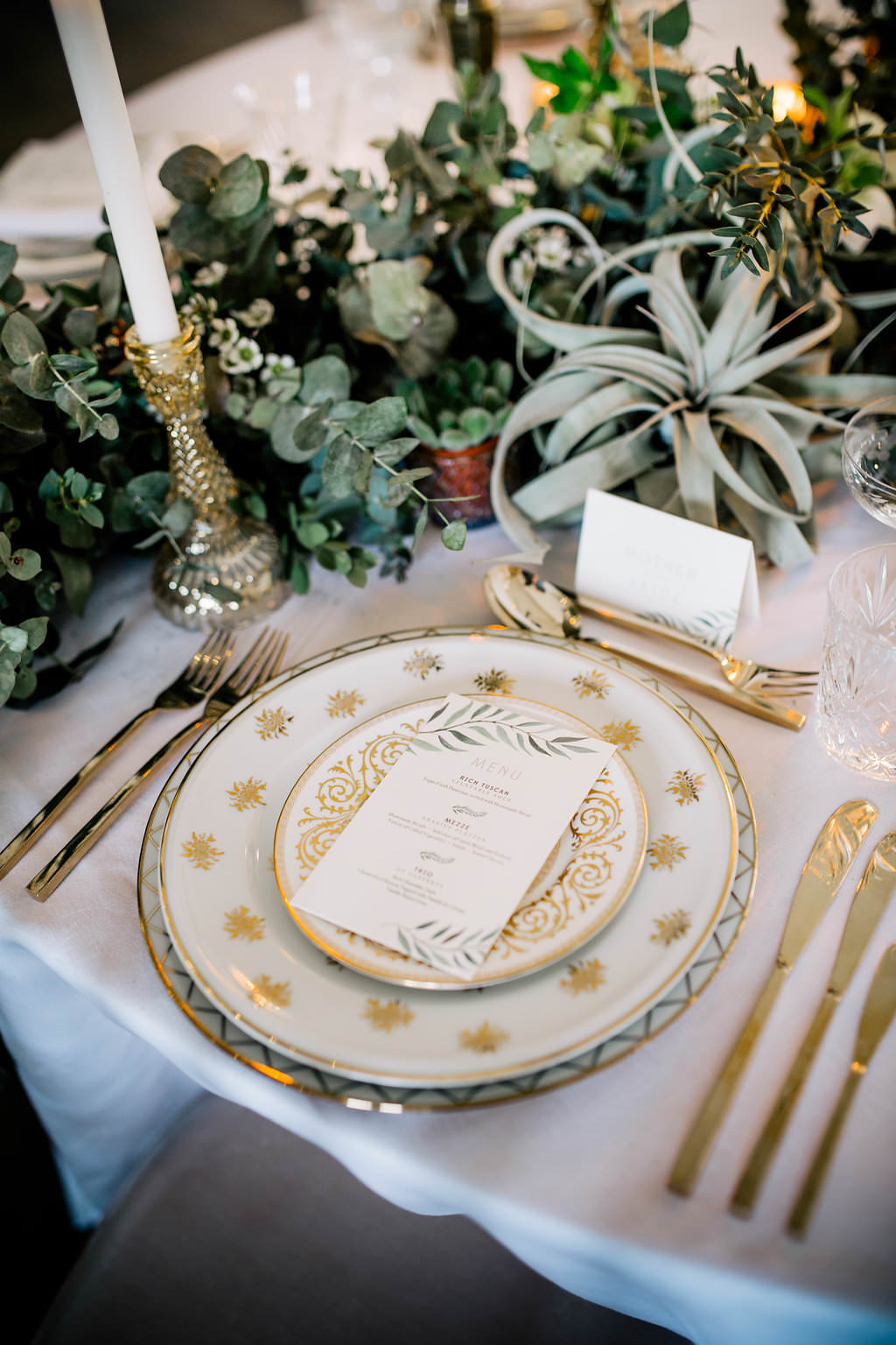 Place Setting Gold Cutlery Plates Lapstone Barn Wedding Ideas Cotswolds Katie Hamilton Photography