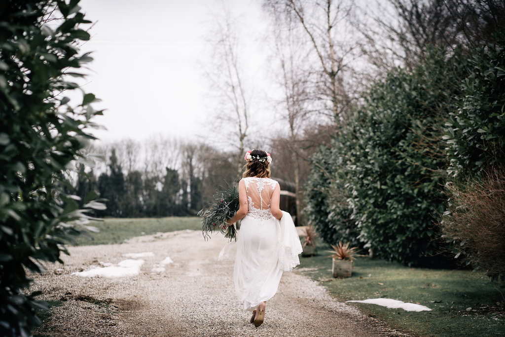Lapstone Barn Wedding Ideas Cotswolds Katie Hamilton Photography