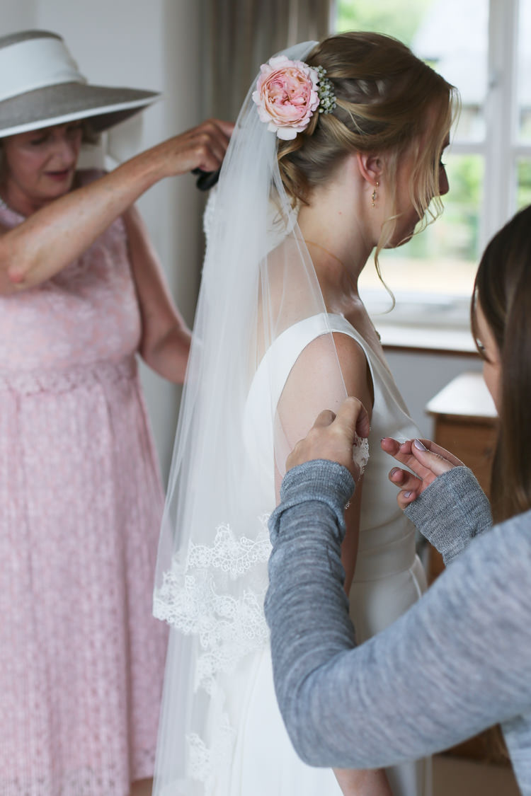 Manor Farm Wedding Hampshire Luke Doyle Photography