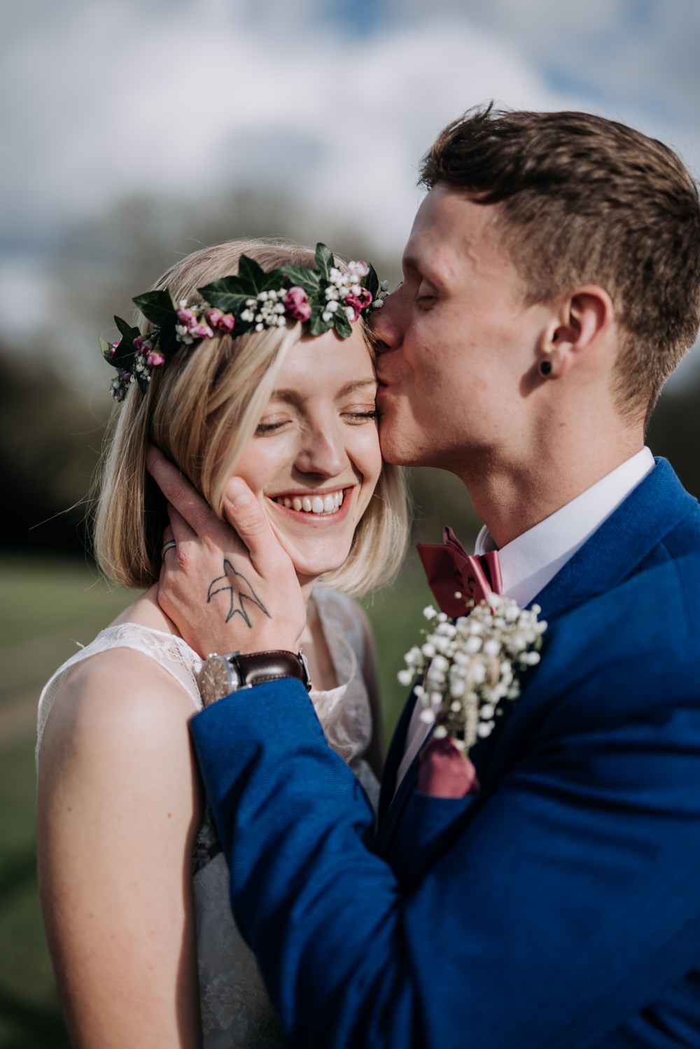 Bride Bridal Flower Crown Short Hair Notley Tythe Barn Wedding Kazooieloki Photography