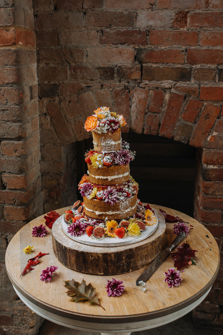 Naked Cake Orange Red Flowers Wood Slice Stand Autumn Shustoke Farm Barns Wedding Ellie Grace Photography