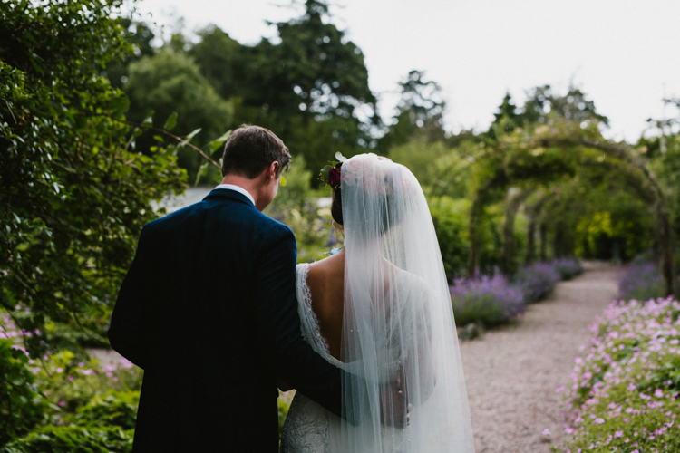 Veil Bride Bridal Hair Flowers Larchfield Estate Wedding Honey and the Moon Photography