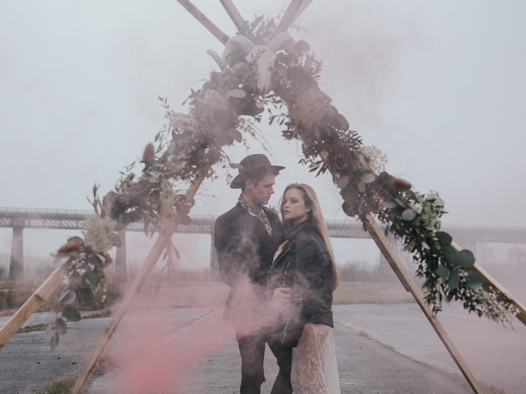 Smoke Bomb Alternative Edgy Naked Tipi Backdrop Wedding Ideas http://www.ivoryfayre.com/