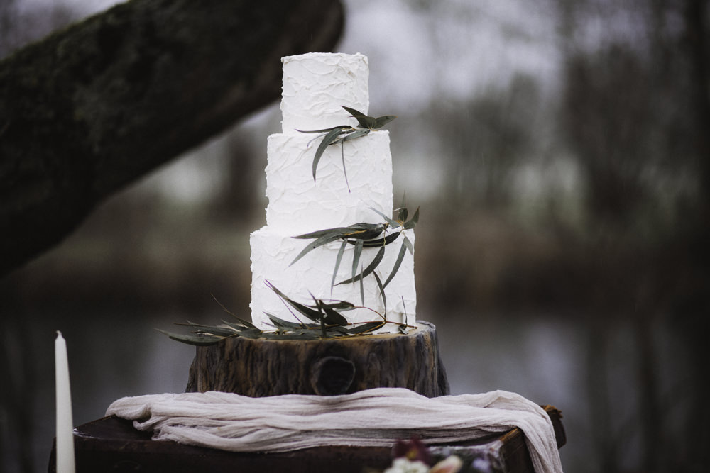 Rustic Buttercream Cake Log Stand Greenery Colourful Boho Festival Wedding Ideas Ella Violet Photography