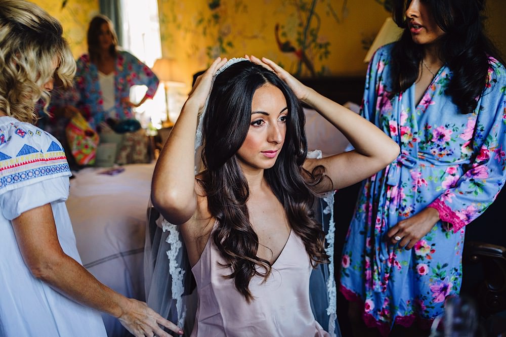 Bride ridal Hair Long Waves Great Fosters Wedding Roo Stain Photography