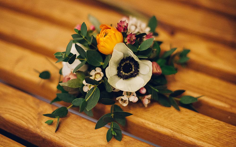 Buttonhole Boutonnière Anemone Foliage Merriscourt Barn Wedding Cotswolds Katie de Silva Photography