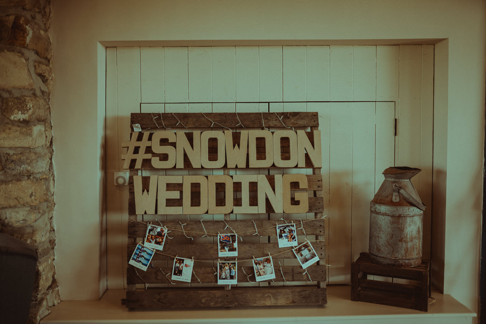 Rustic Wooden Sign Pallet Photos Northside Farm Wedding Belle Art Photography