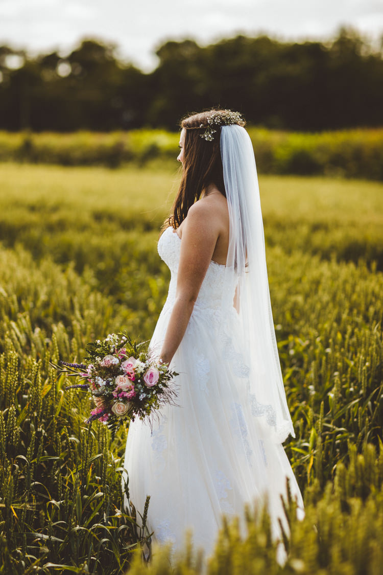 Strapless Sweetheart Lace Dress Gown Bride Bridal Enzoani Veil Flowers Bouquet Rustic Relaxed Farm Wedding Photography34