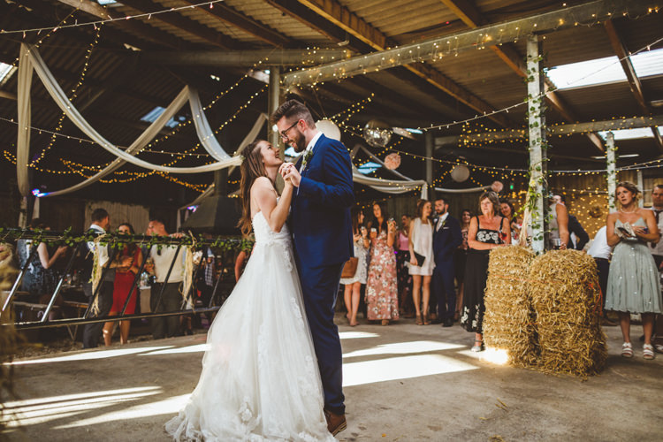 Rustic Relaxed Farm Wedding Photography34