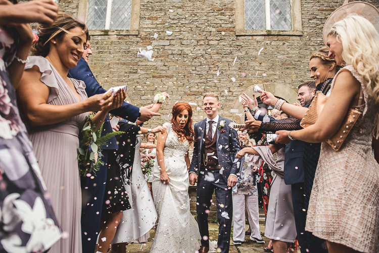 Confetti Throw Tipi Garden Wedding Wedding Foxley Photography