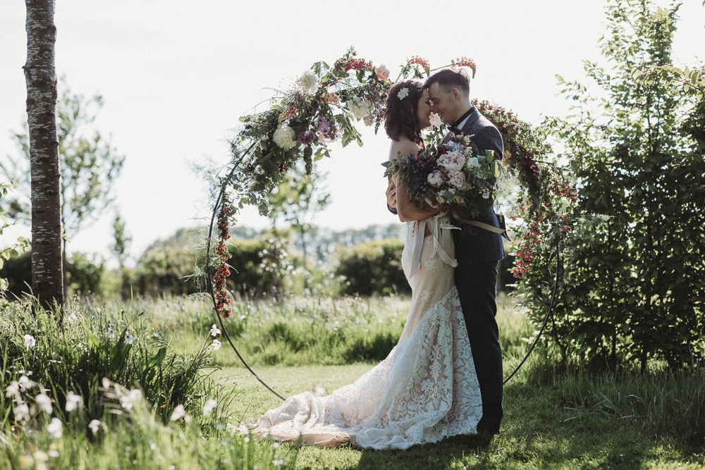 Moon Gate Backdrop Flowers Circle Arch Barn Wedding Ideas Thyme Lane Photography