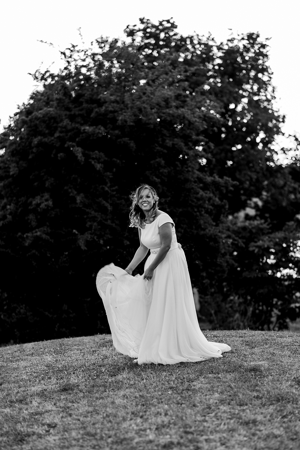 Essense of Australia Dress Gown Bride Bridal Train Boat Neck Tulle Belt Blithfield Lakeside Barns Wedding Daniel McClane Photography
