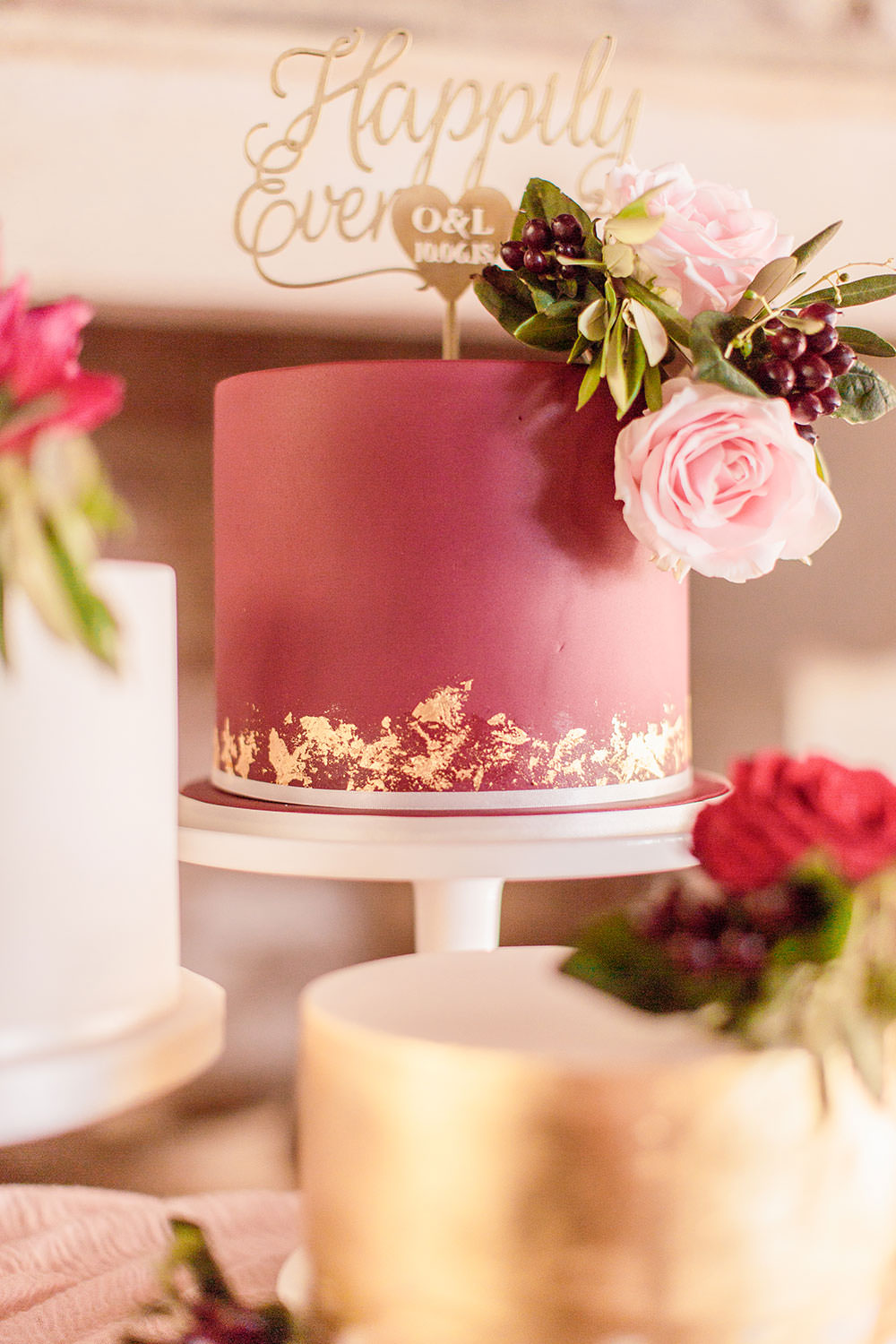 Plum Burgundy Red Cakes Metallic Floral Silk Table Cloth Pink Marsala Gold Wedding Carn Patrick Photography