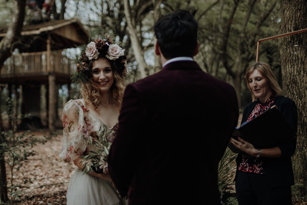 Modern Gothic Woods Wedding Ideas Ayelle Photography