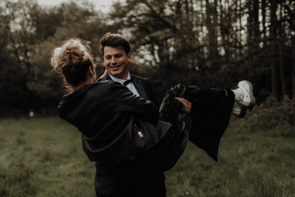 Modern Gothic Woods Wedding Ideas Ayelle Photography