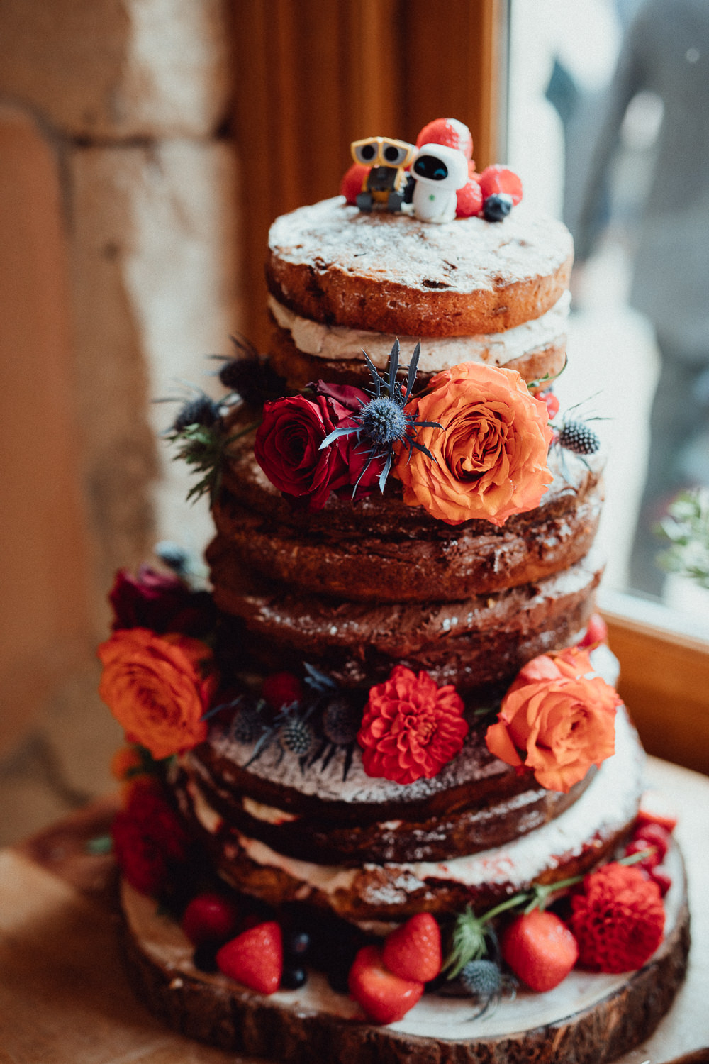Naked Cake Victoria Sponge Flowers Icing Fruit Log Oxleaze Barn Wedding Emily and Steve Photography