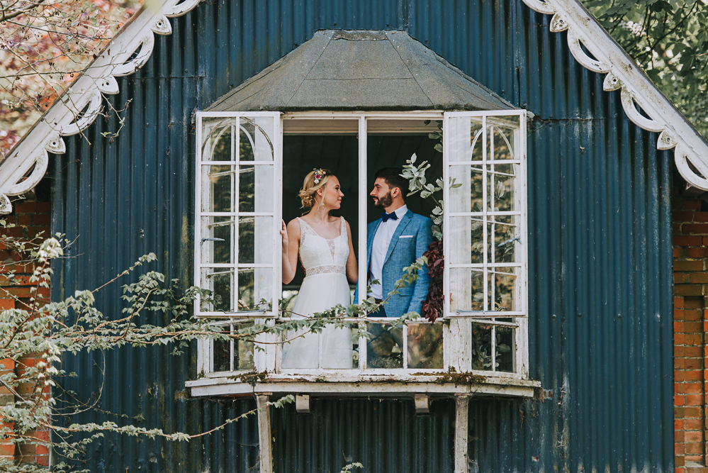 River Romance Wedding Ideas Mindy Coe Photography