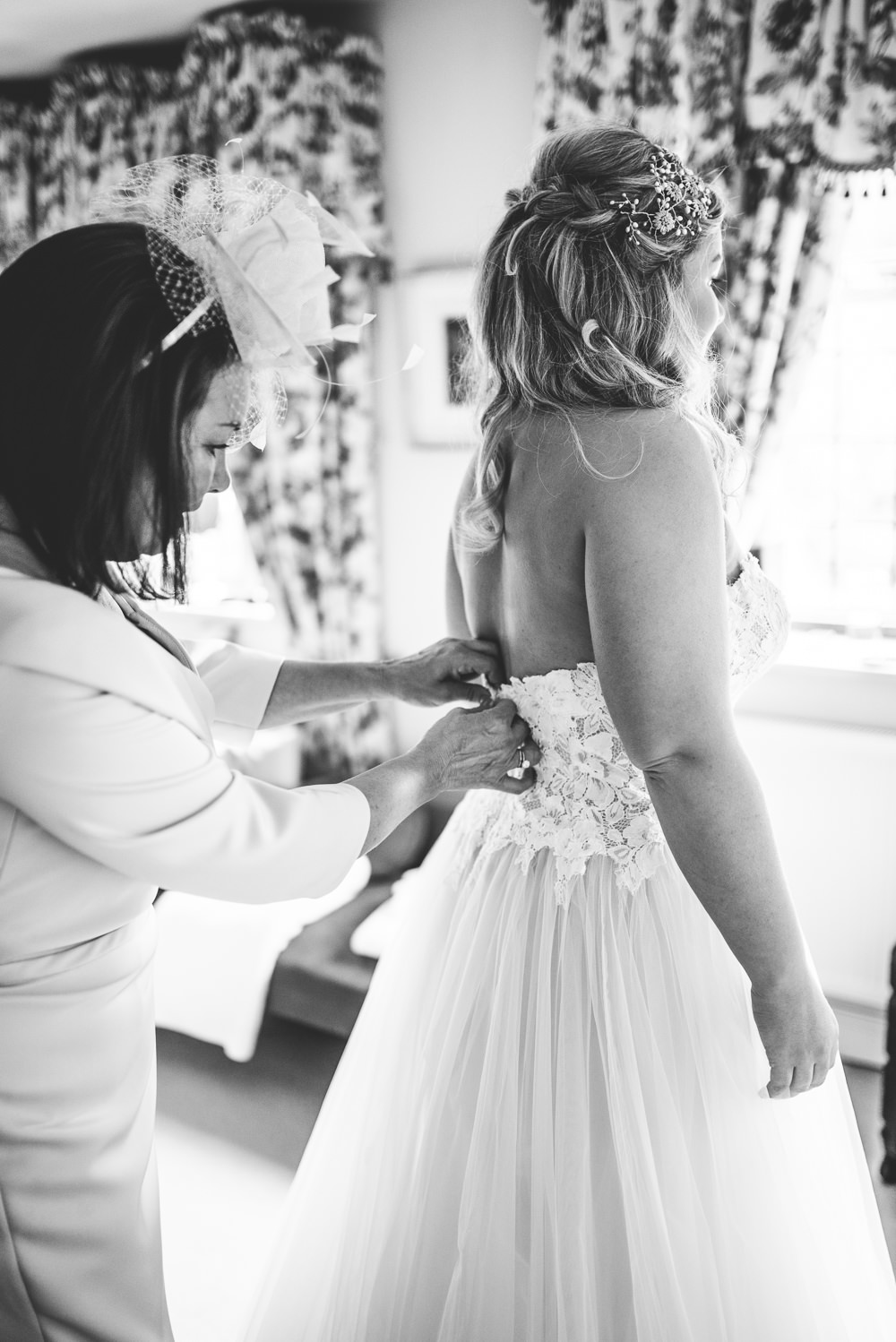 Enzoani Dress Gown Bride Bridal Tulle Skirt Lace Bodice Botanical Country Wedding Jenna Woodward Photography