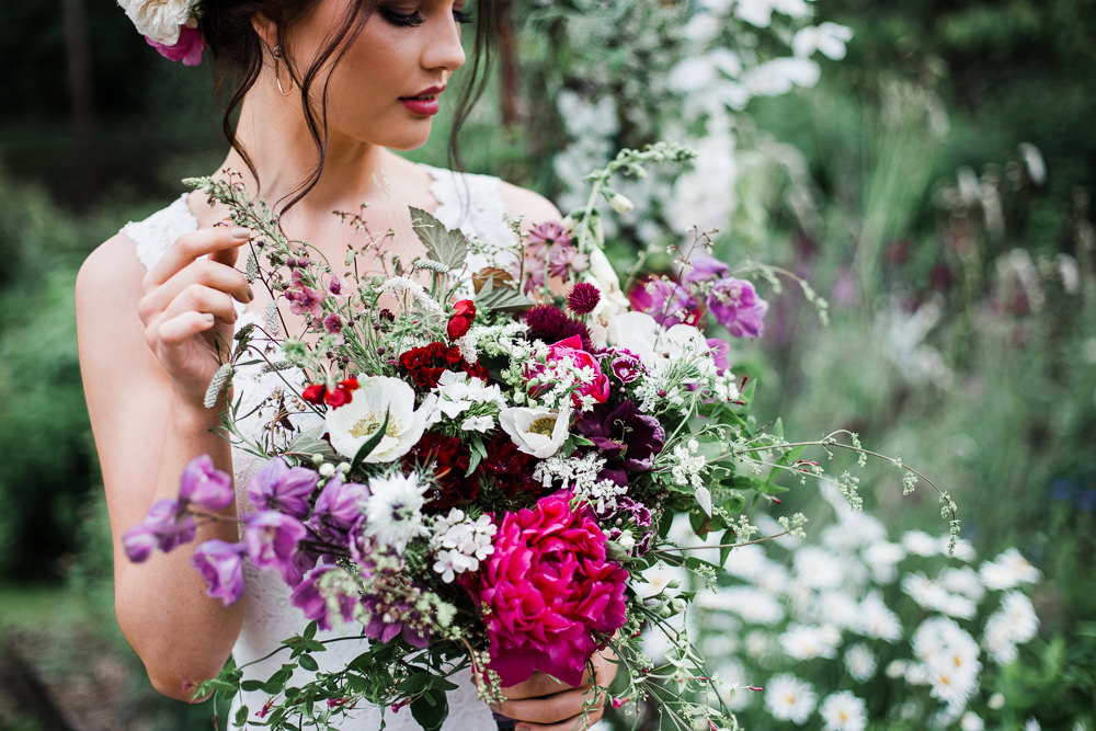 Bouquet Flowers Bride Bridal Red Pink Peony Wild Natural Colourful Bohemian Floral Wedding Ideas Anna Beth Photography