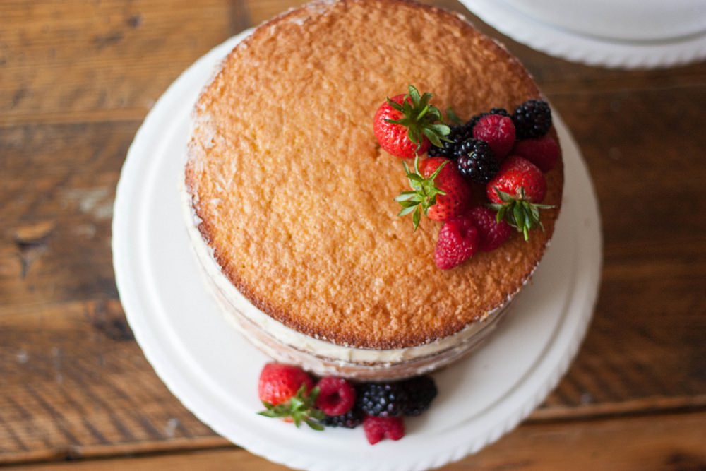 DIY Naked Cake Wedding Tutorial