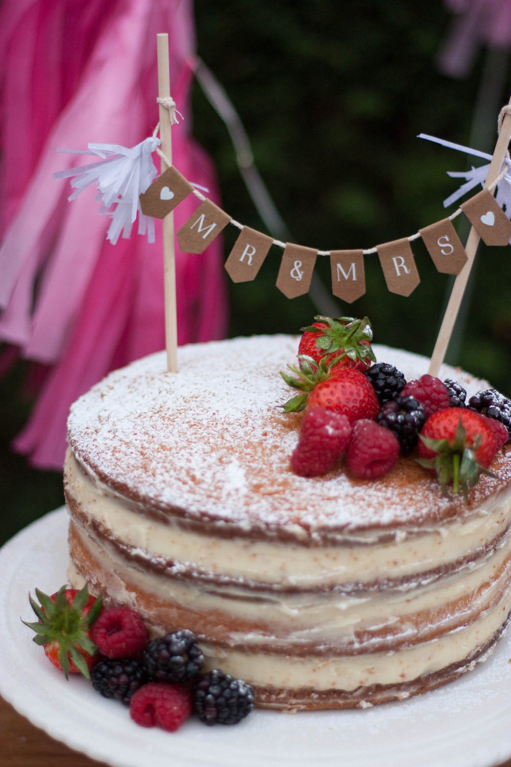 DIY Naked Cake Wedding Tutorial