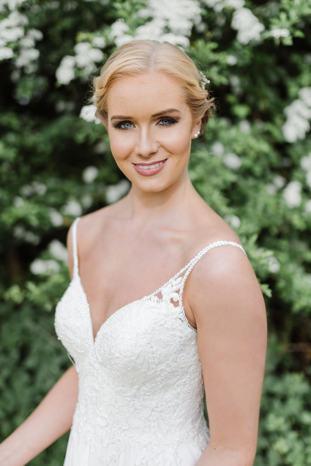 Make Up Beauty Bride Bridal Grey Violet Wedding Ideas Chloe Ely Photography