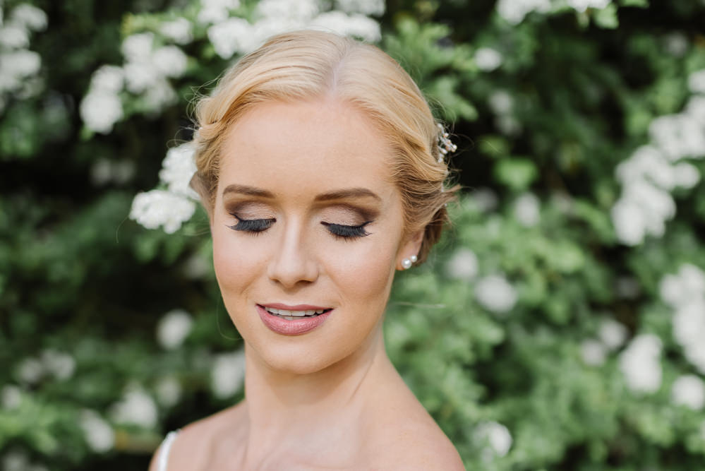 Make Up Beauty Bride Bridal Smokey Eye Grey Violet Wedding Ideas Chloe Ely Photography