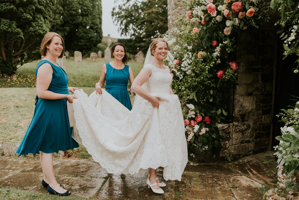 Dress Bride Bridal Lace Straps Train Pronovias Gown Harry Warren House Wedding Big Bouquet Photography