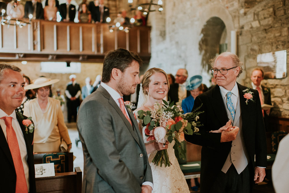 Harry Warren House Wedding Big Bouquet Photography