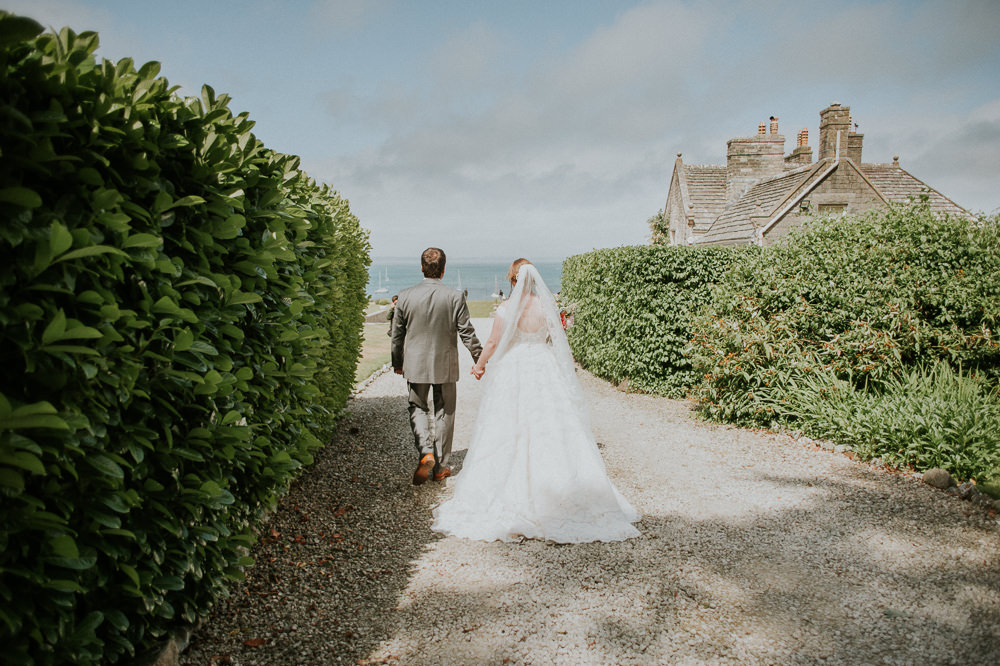Harry Warren House Wedding Big Bouquet Photography