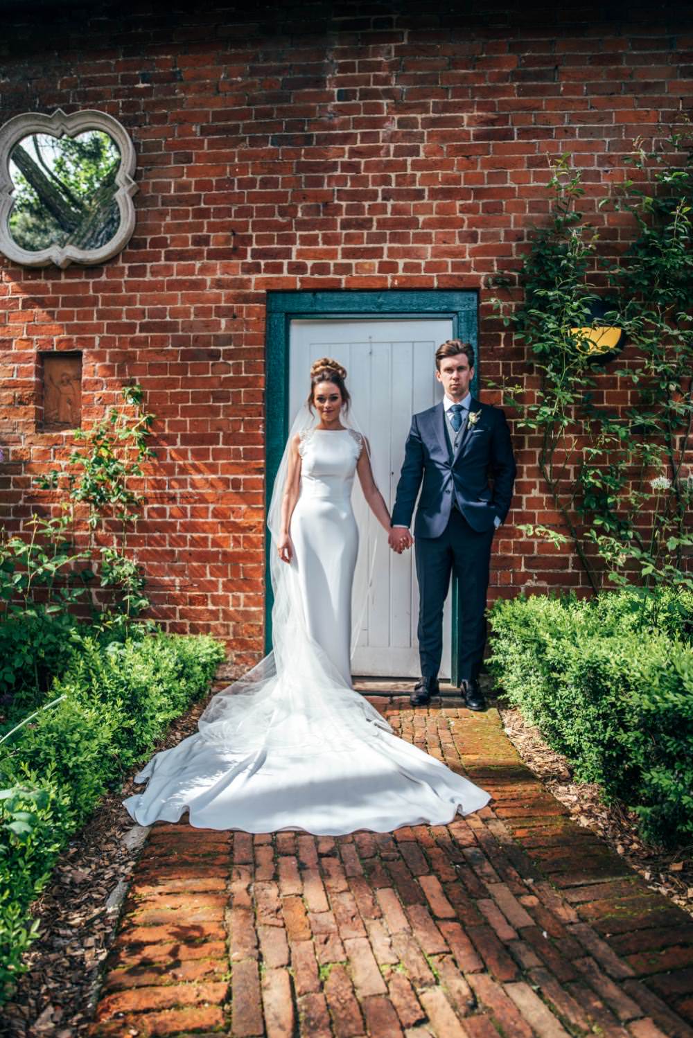 Pronovias Dress Gown Bride Bridal Train Sleeveless Warm Welcoming Wedding Three Flowers Photography