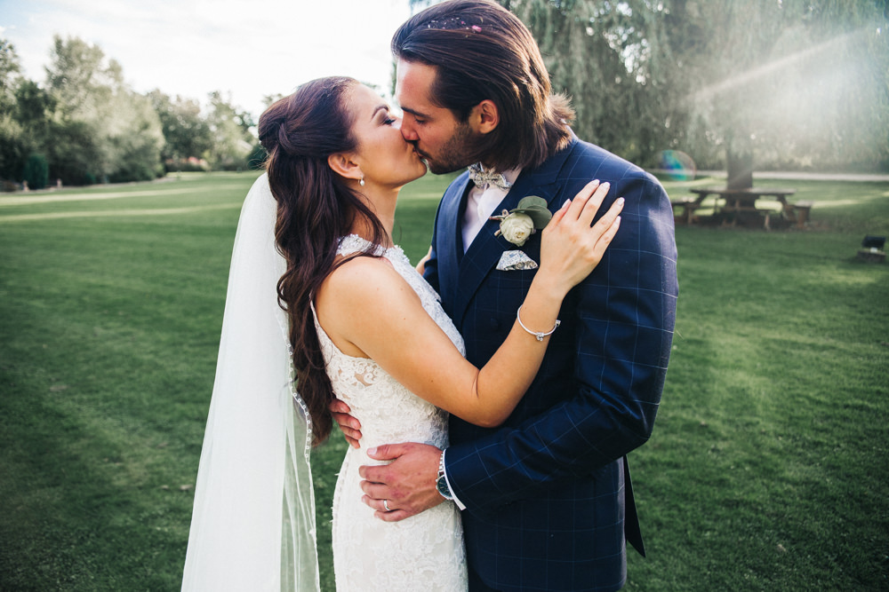 Wray's Barn Whinstone View Wedding Sally T Photography