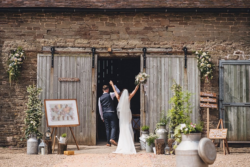 DIY Home Barn Tipi Wedding Marta May Photography