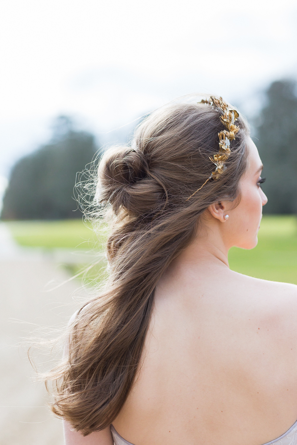 Modern Ballet Inspired Editorial Fine Art Somerley House Bride Lilac Dress Naomi Neoh Samantha Walden Gold Floral Headpiece Tiara | Romantic Soft Wedding Ideas Siobhan H Photography