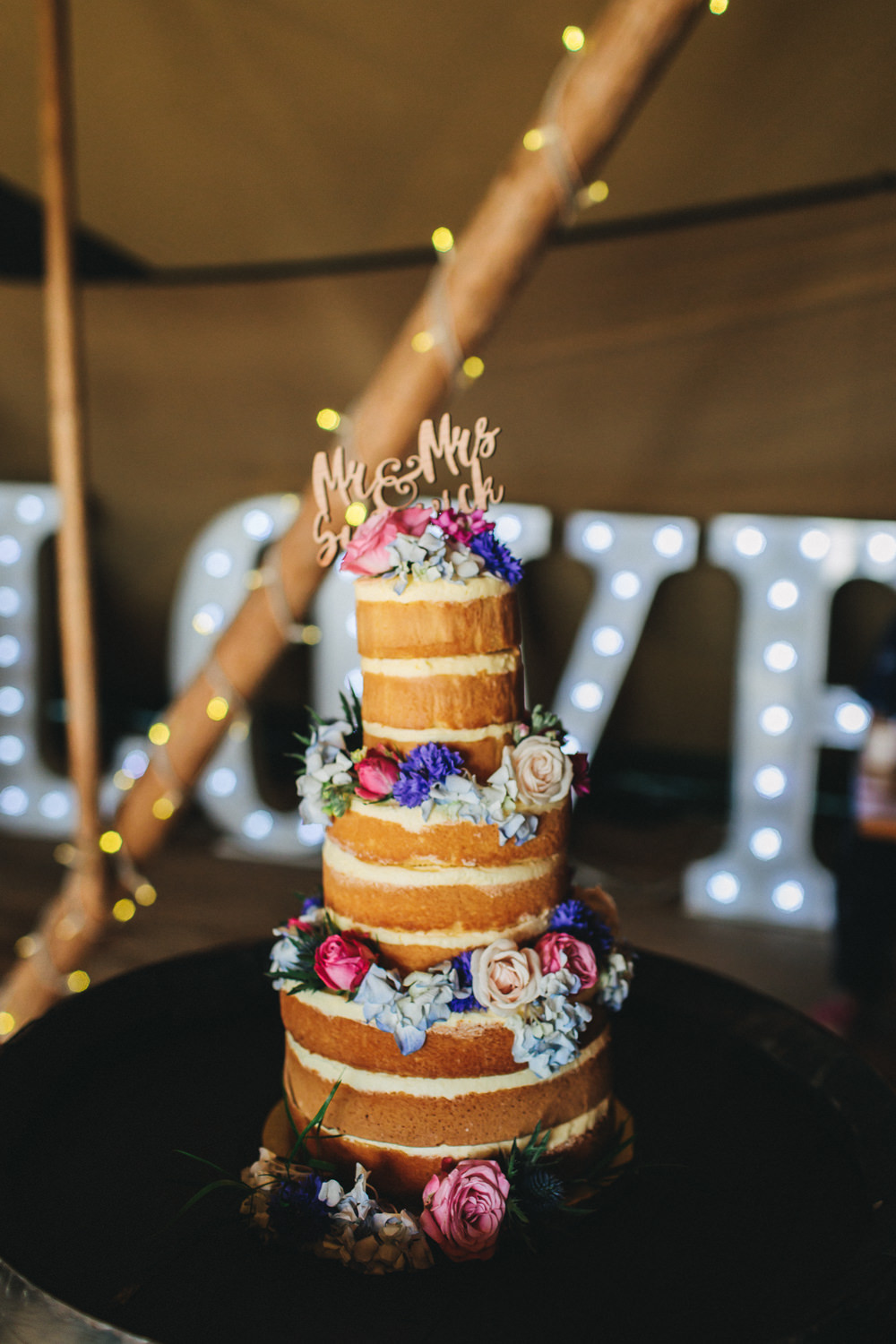 Naked Cake Flowers Floral Wooden Laser Cut Topper Bach Wen Farm Wedding Jessica O'Shaughnessy Photography