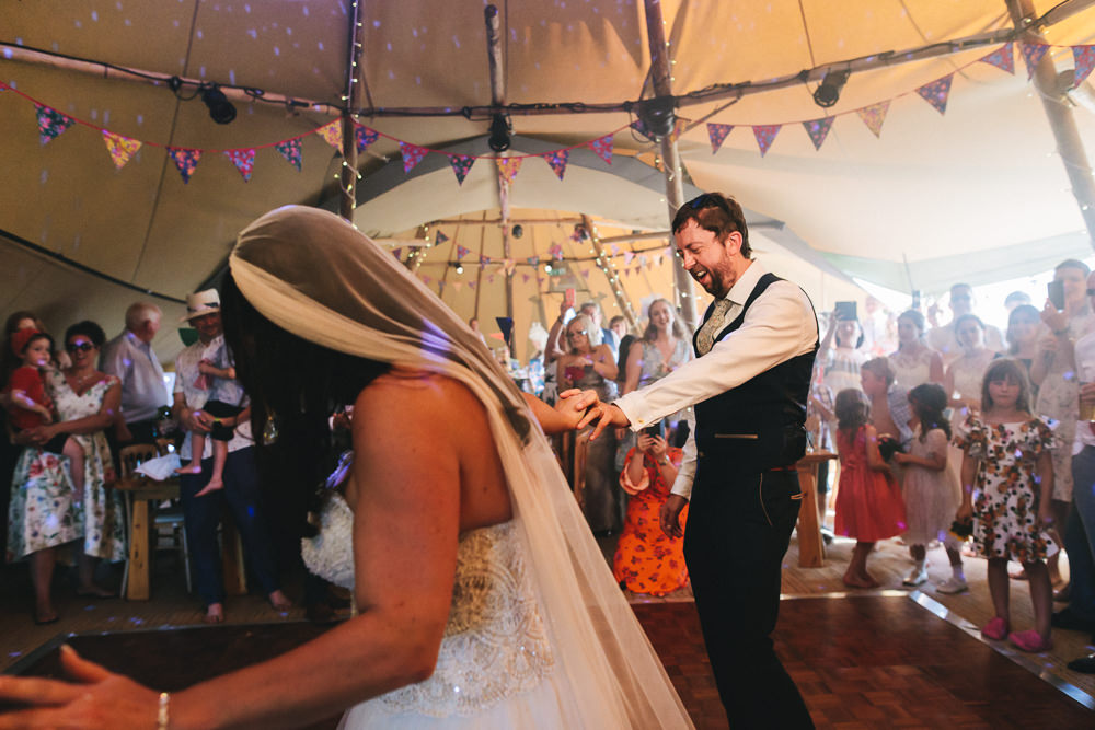 Bach Wen Farm Wedding Jessica O'Shaughnessy Photography