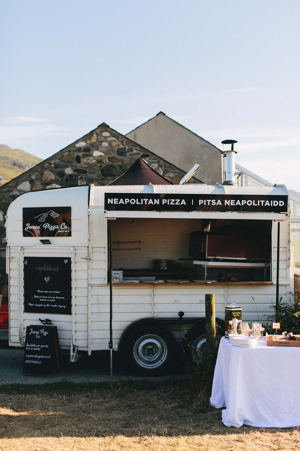 Pizza Van Horse Box Bach Wen Farm Wedding Jessica O'Shaughnessy Photography