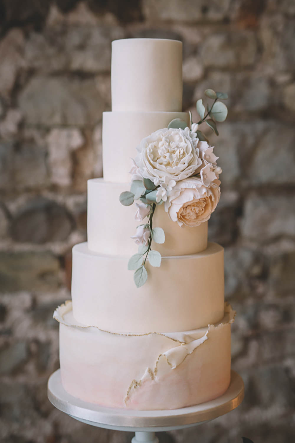 Iced Cake Ivory Blush Flowers Tier Free Spirited Wedding Ideas Woodland Lumiere Photographic