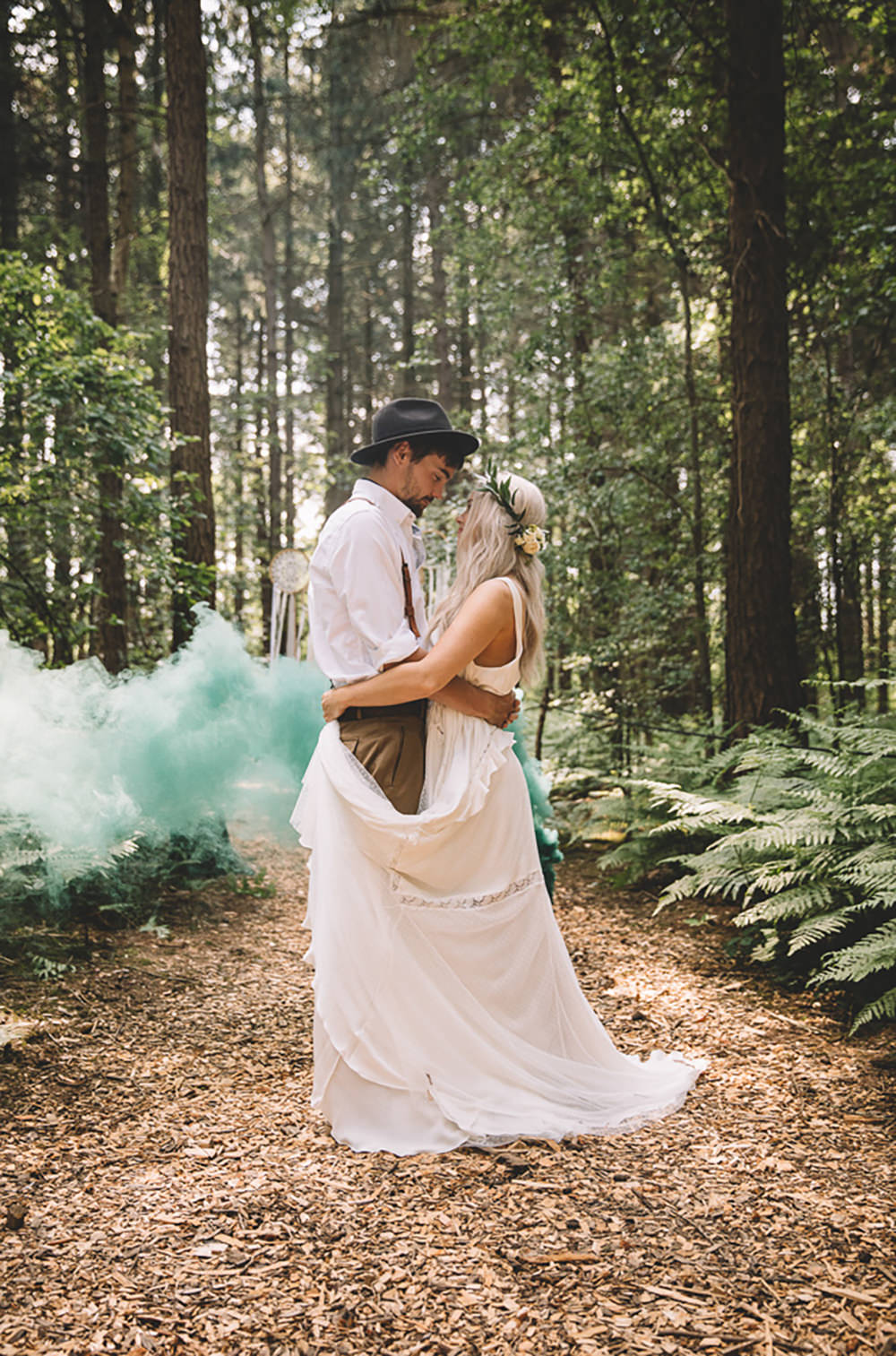 Smoke Bombs Bride Groom Portraits Photos Free Spirited Wedding Ideas Woodland Lumiere Photographic