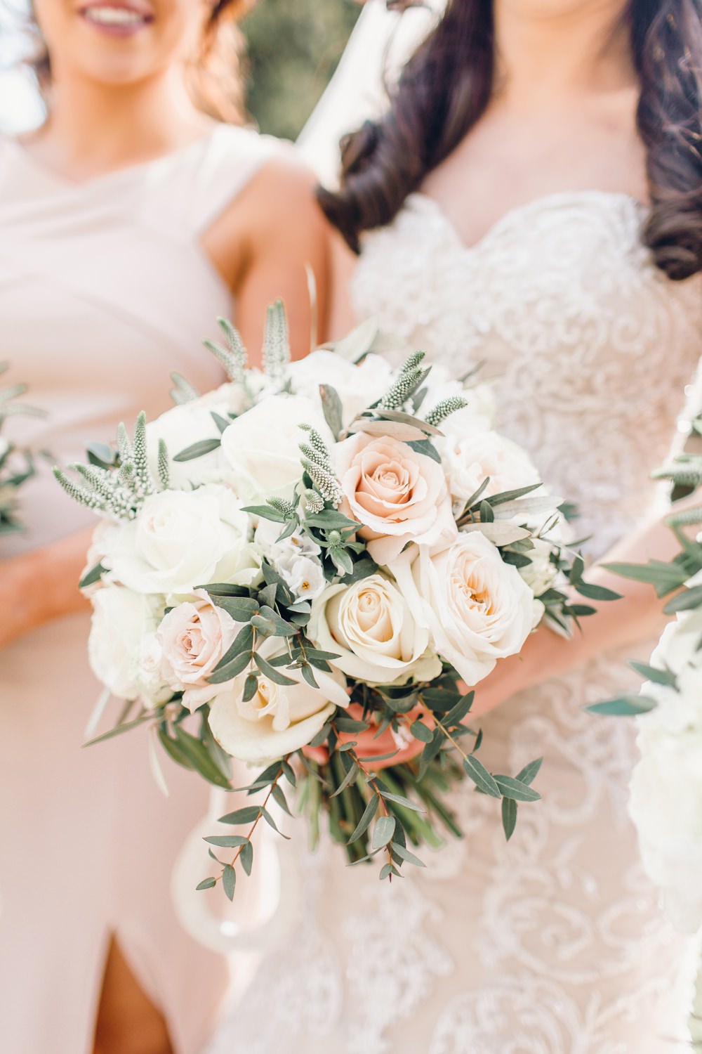 Bouquet Flowers Bride Bridal Ivory Sahara Avalanche Roses Miss Bombastic Spray David Austin Garden White Veronica Narcissus Paper Greenery Foliage Llanrhaeadr Springs Wedding Jessica Reeve Photography