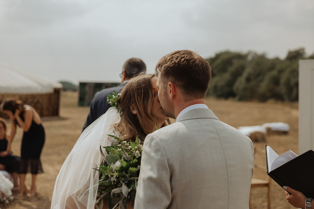 Riverside Weddings Oxfordshire Yurt Luis Calow Photographer