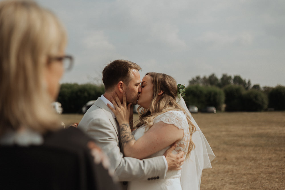 Riverside Weddings Oxfordshire Yurt Luis Calow Photographer