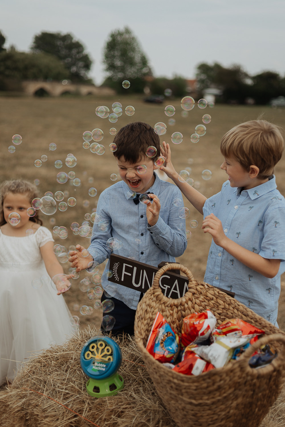 Riverside Weddings Oxfordshire Yurt Luis Calow Photographer
