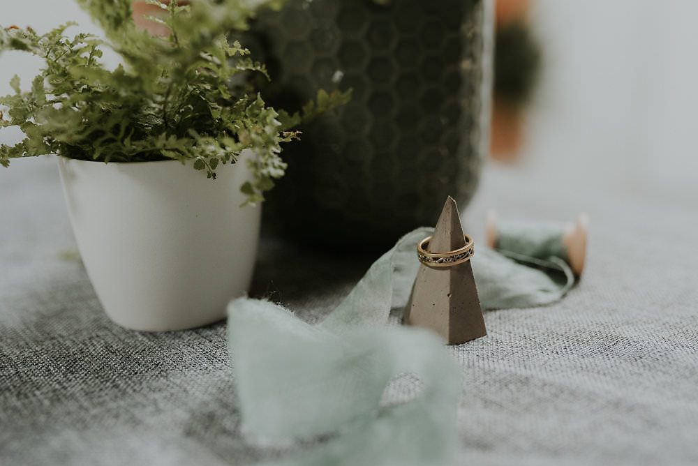 Scandinavian Mid Century Minimal Wedding Ideas Rachel Lou Photography