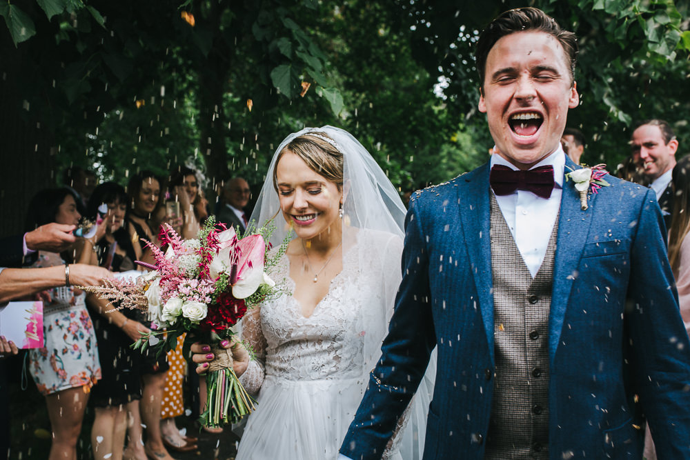 Confetti Throw Tipi Garden Wedding Amy Jordison Photography
