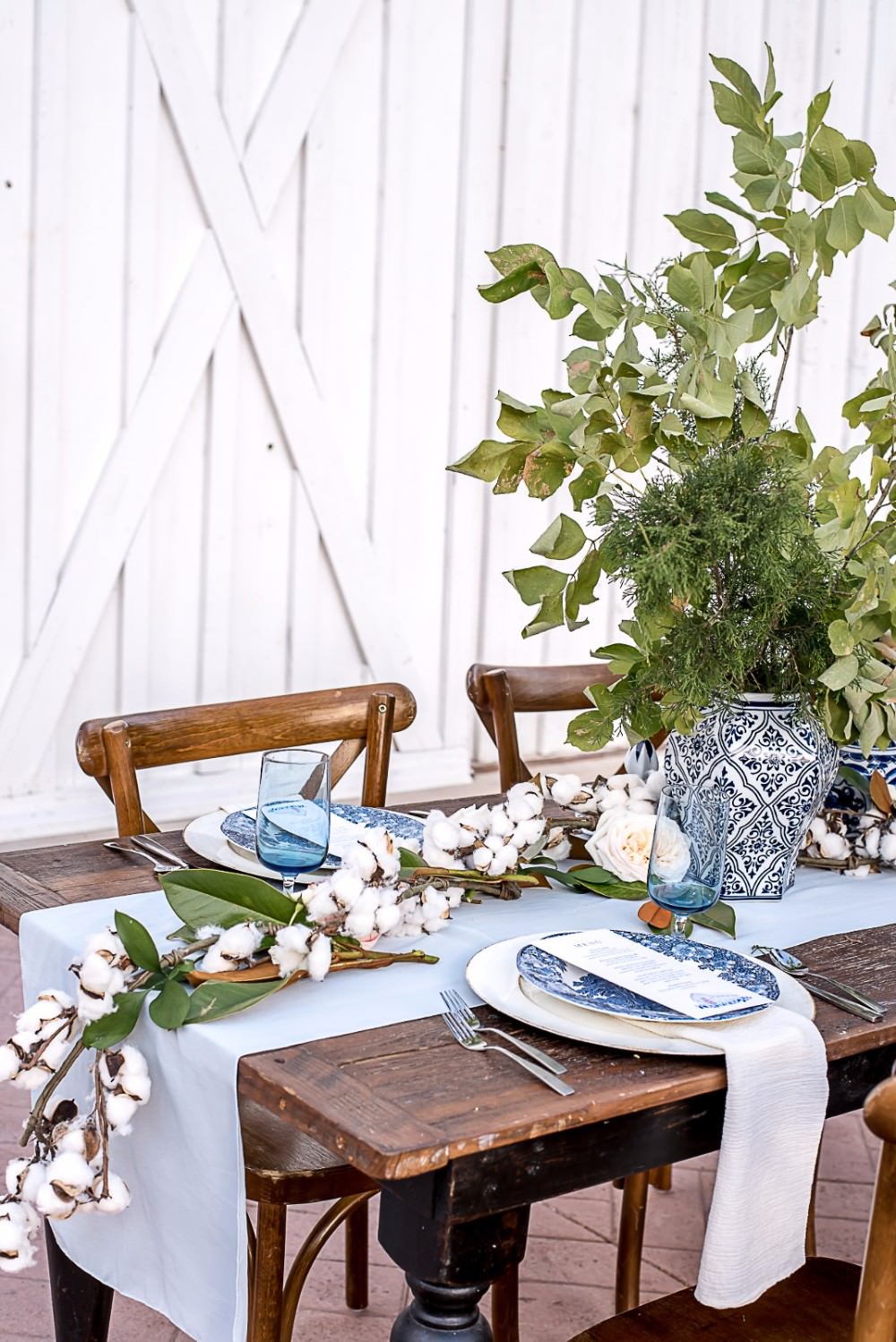 Table Setting Blue Glassware Pottery Greenery Cotton Runner Vintage White Sparrow Barn Wedding White Blue Ideas Si Creative Photography