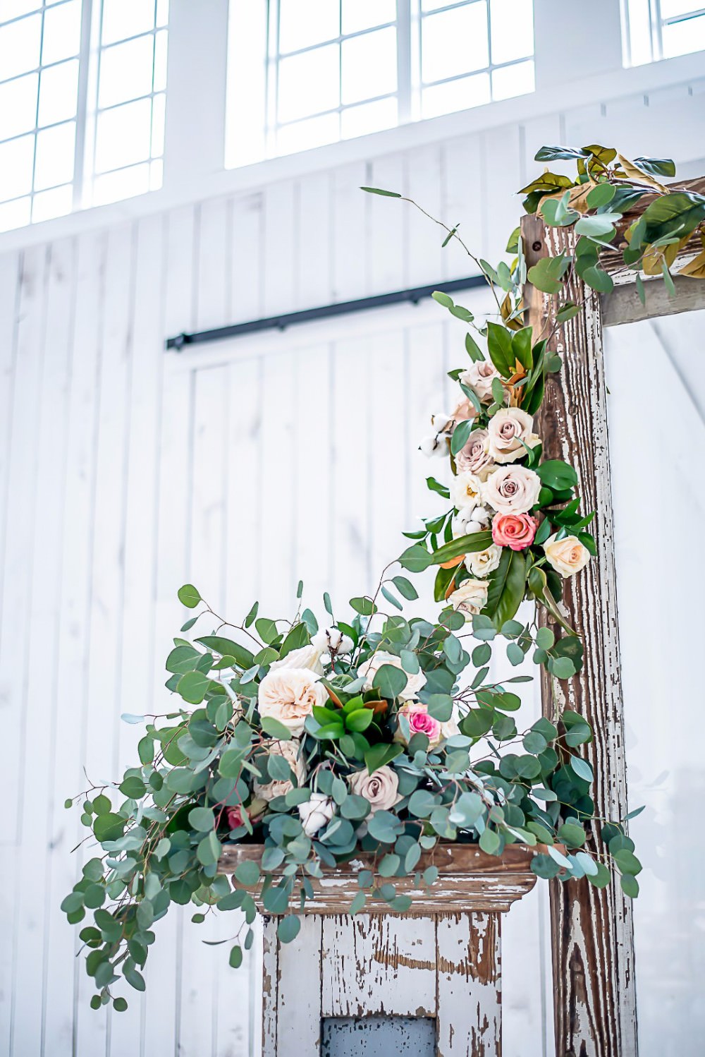 White Sparrow Barn Wedding White Blue Ideas Si Creative Photography