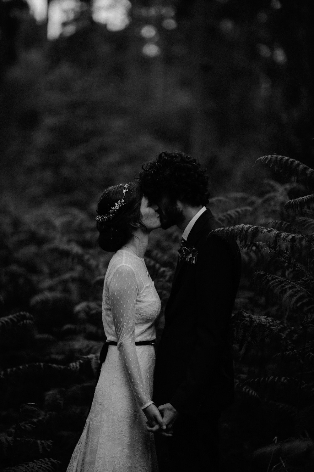 Autumn Dark Red Wedding Belle Art Photography
